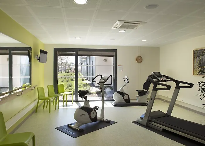 Domitys Le Château Des Plans Appart hôtel Parthenay